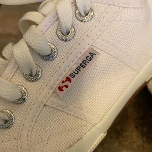 Superga Women’s White CLASSIC Canvas Sneakers Shoes